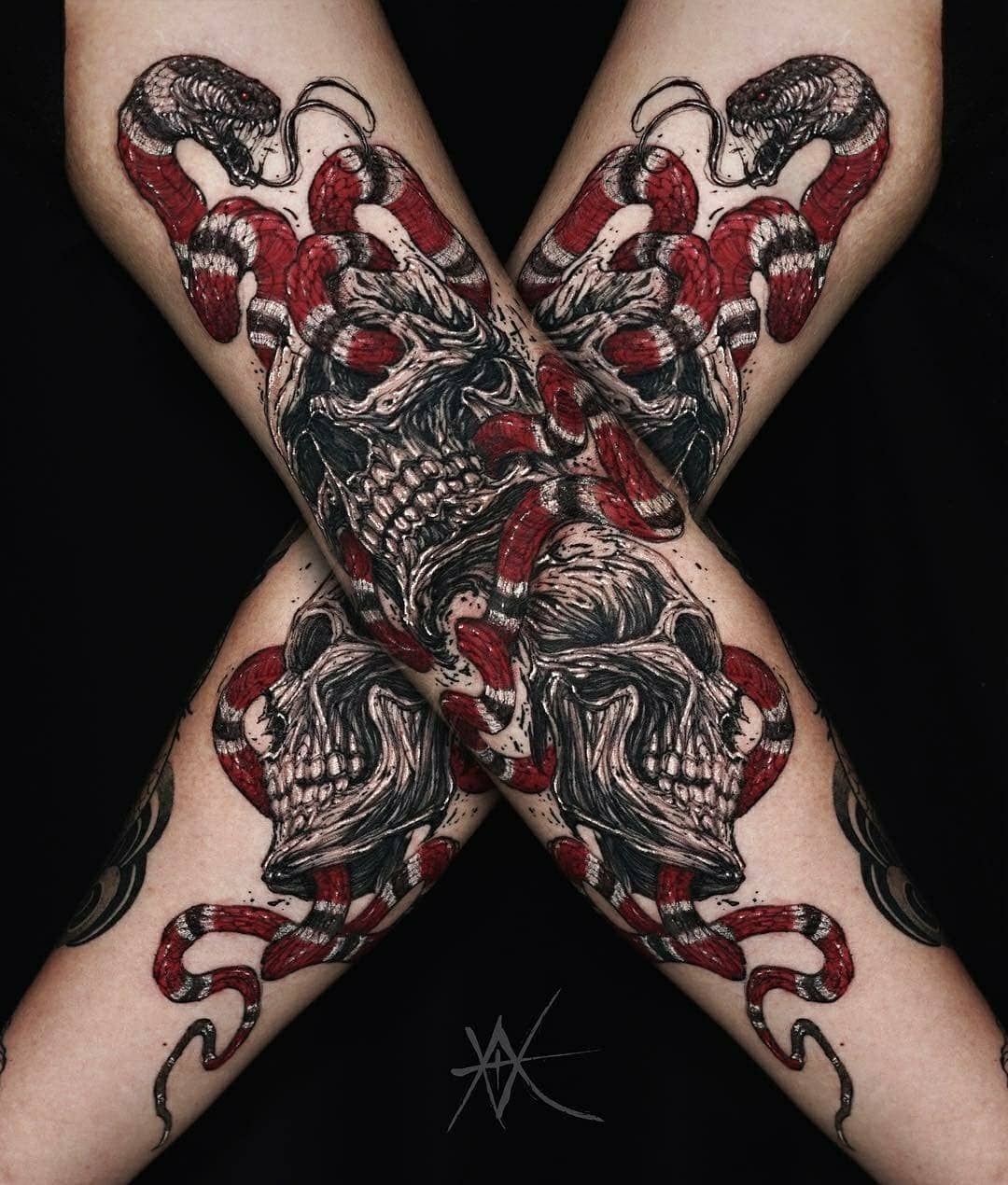 Black And Red Tattoos World Tattoo Gallery Red Tattoos Tattoo Work