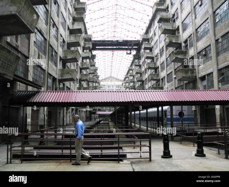 Brooklyn Army Terminal Sunset Park NY Complex Stock Photo Alamy