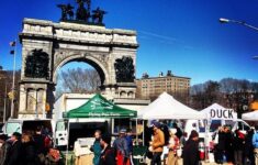 Grand Army Plaza Greenmarket Farmers Market In Brooklyn
