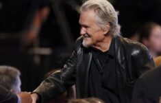 Kris Kristofferson s Lyme Disease Misdiagnosed As Alzheimer s CBS News