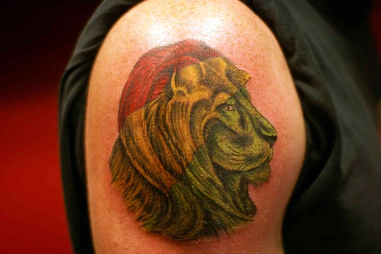 Lion Of Judah Tattoo Design Cool Tattoos Bonbaden