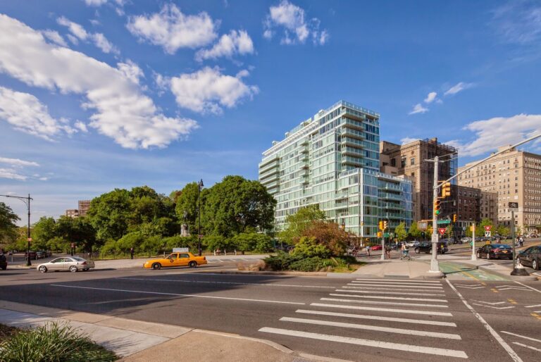 Rob Cleary 1 GRAND ARMY PLAZA RICHARD MEIER