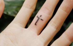 Top 69 Best Small Cross Tattoo Ideas 2021 Inspiration Guide